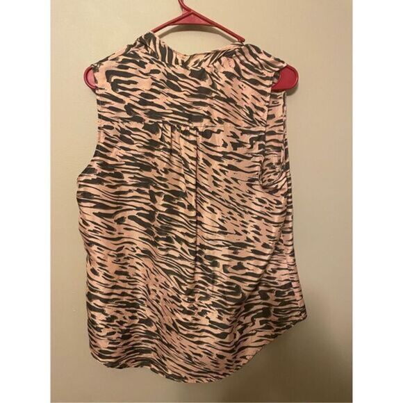 CAbi Silk Top (SZ L) - Picture 1 of 3